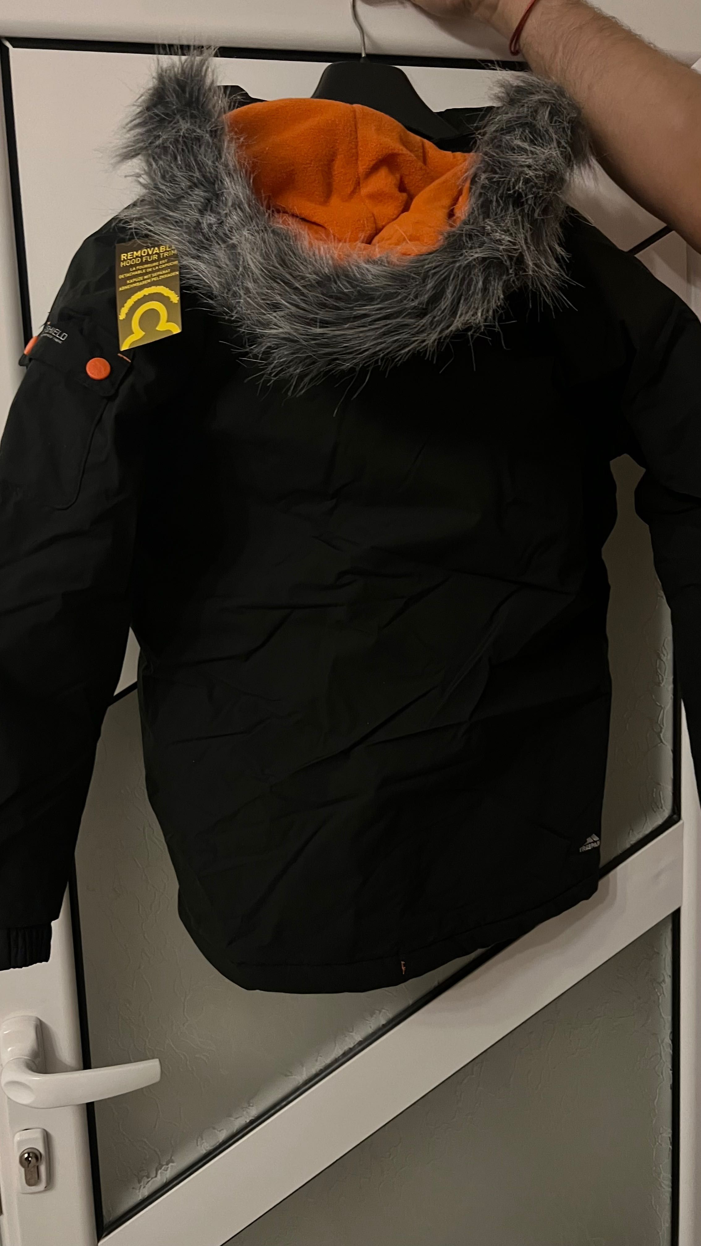 Trespass детско яке