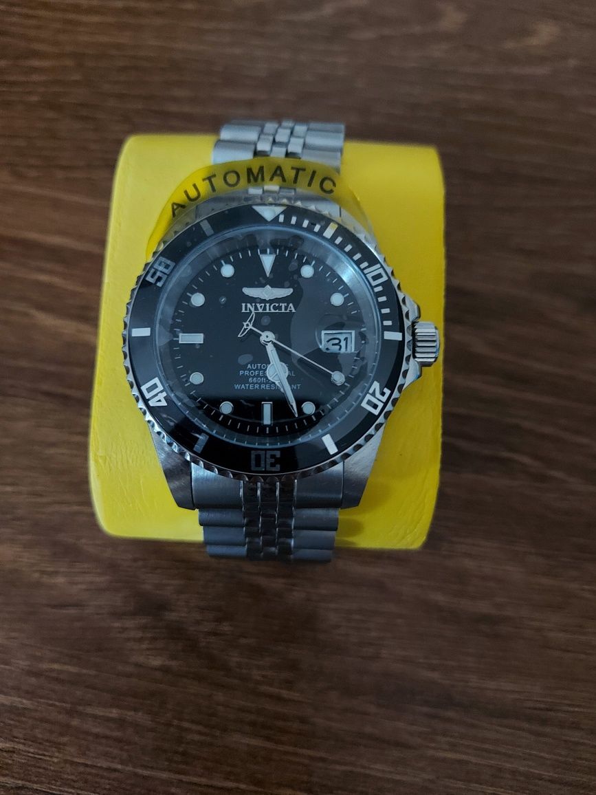 Ceas invicta automatic. Nou! În cutie