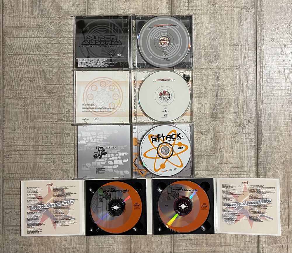 Pachet 8 cd-uri  muzica house/techno/trance/rave/electronic