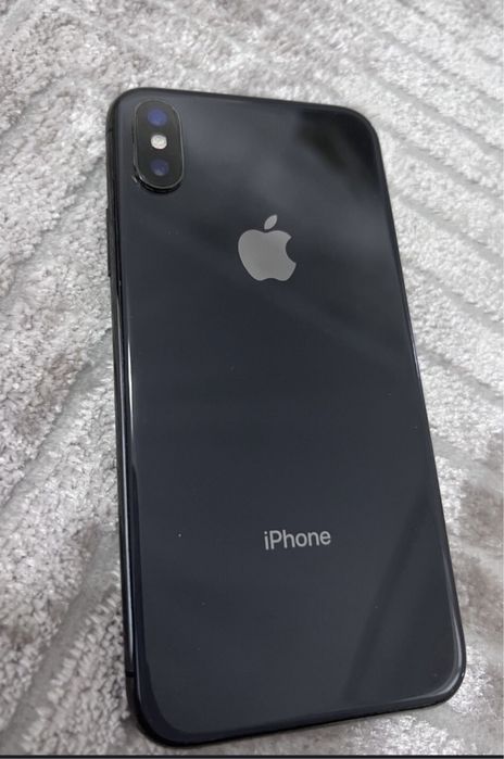 iPhone X  продам.