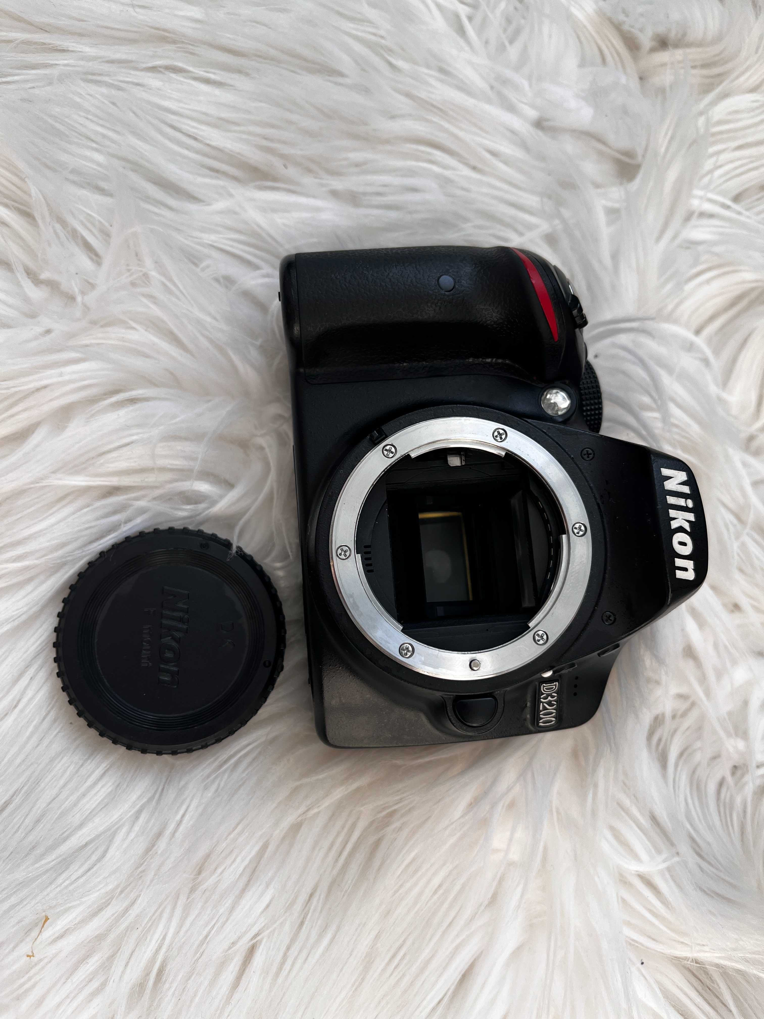 DSlr Nikon D3200 nu porneste