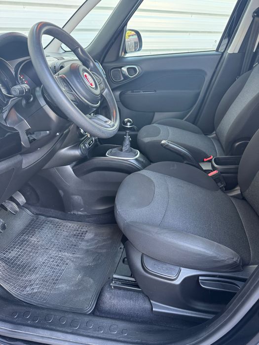 Fiat 500L 7 locuri 1.3 diesel 100.000 km de vanzare IN RATE FIXE