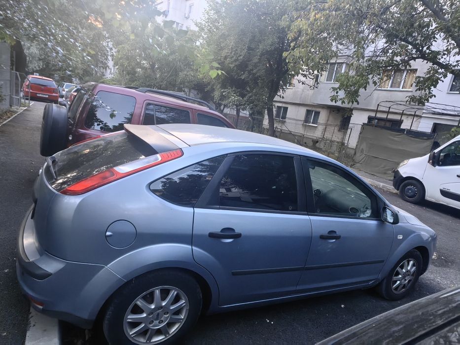 Ford focus 2 1.6 benzina