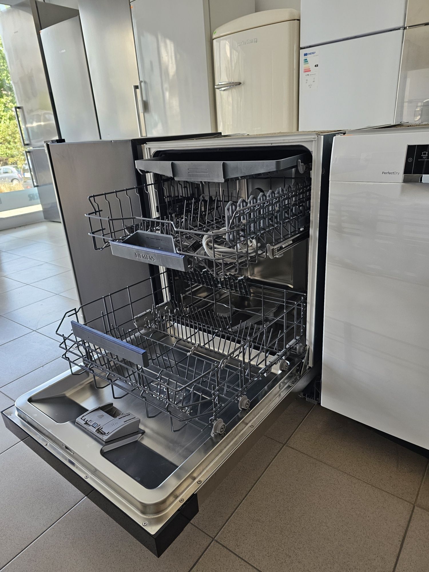Съдомиялна за частично вграждане SIEMENS iQ500