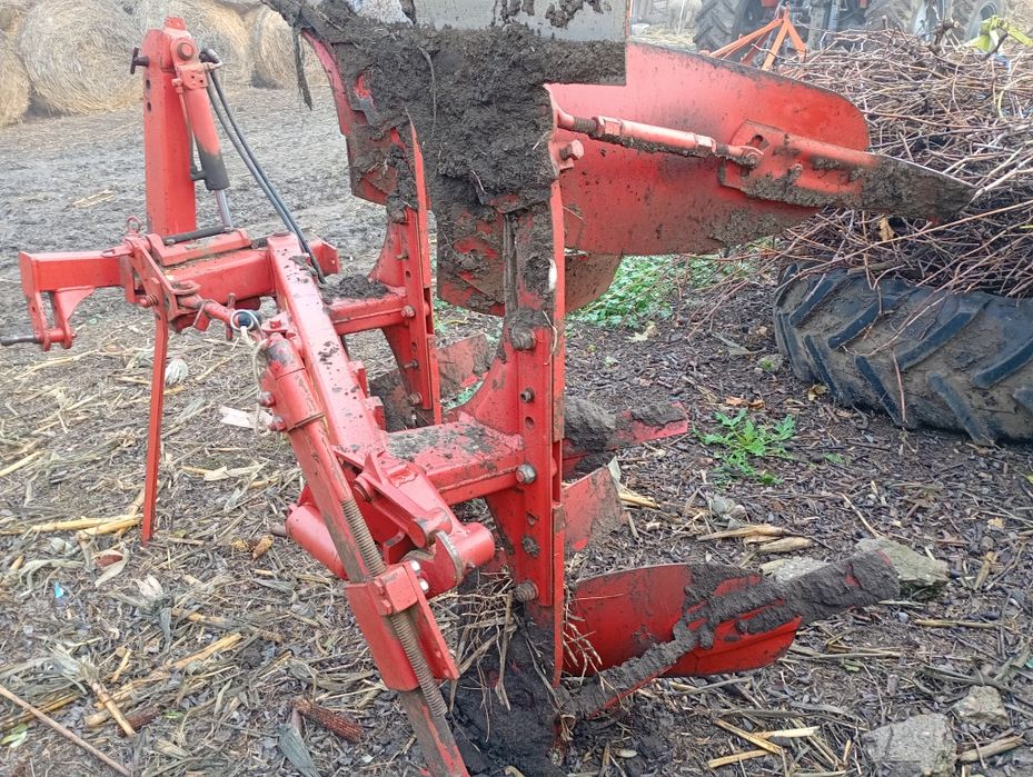 Plug reversibil hidraulic