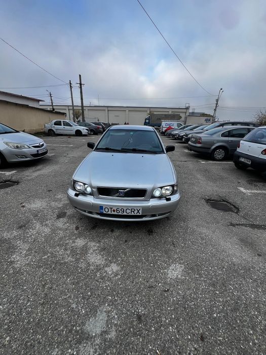 Vând sau schimb Volvo S40