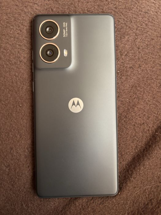 Моторола 128гб чисто нов