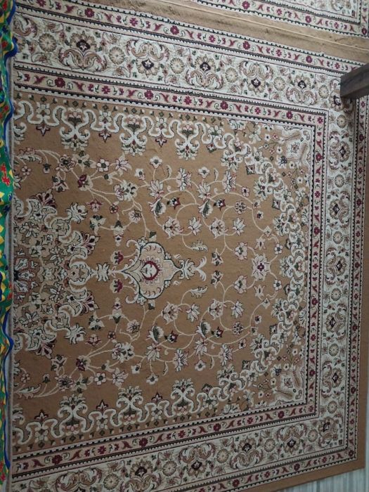 Продам ковер, в хорошем состоянии