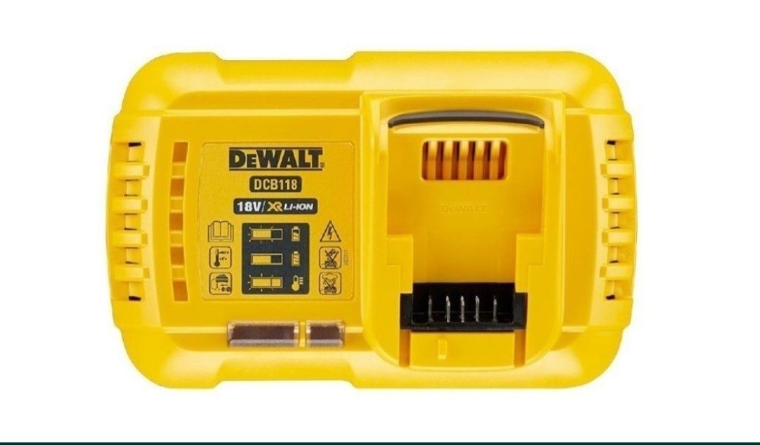 Бързо зарядно устройство Dewalt DCB118