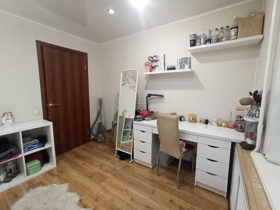 3-х комнатная квартира в центре, ДОСТЫК Мол