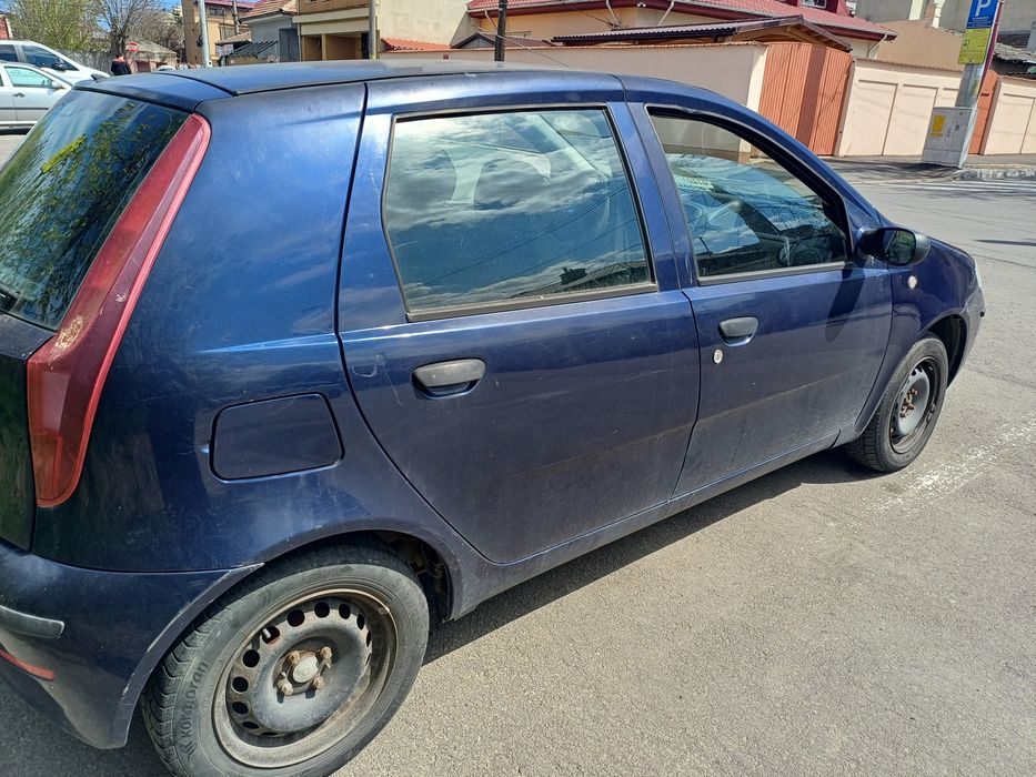 Vând urgent Fiant punto 2009