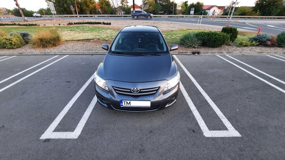 Vand Toyota Corolla 1.4 D-4D  -  cutie automata