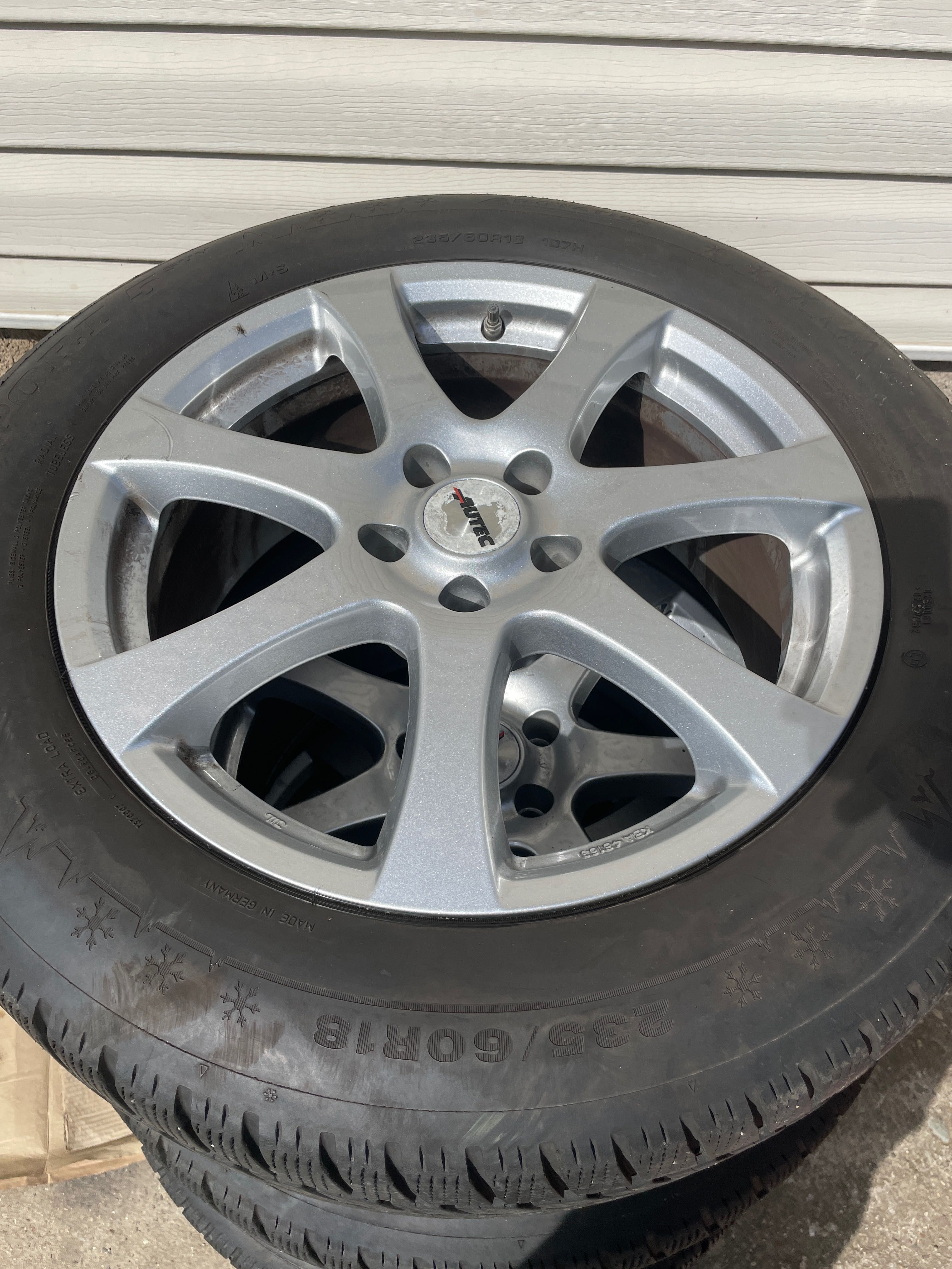 Джанти с гуми 235/60R18