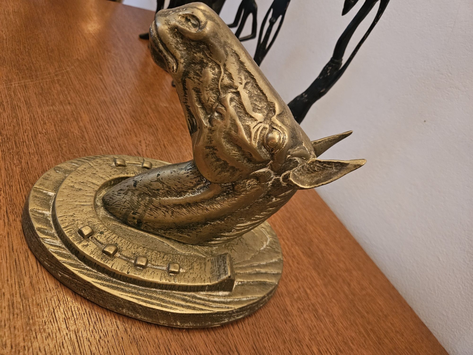 Bronz alama cal aplice statuete africane