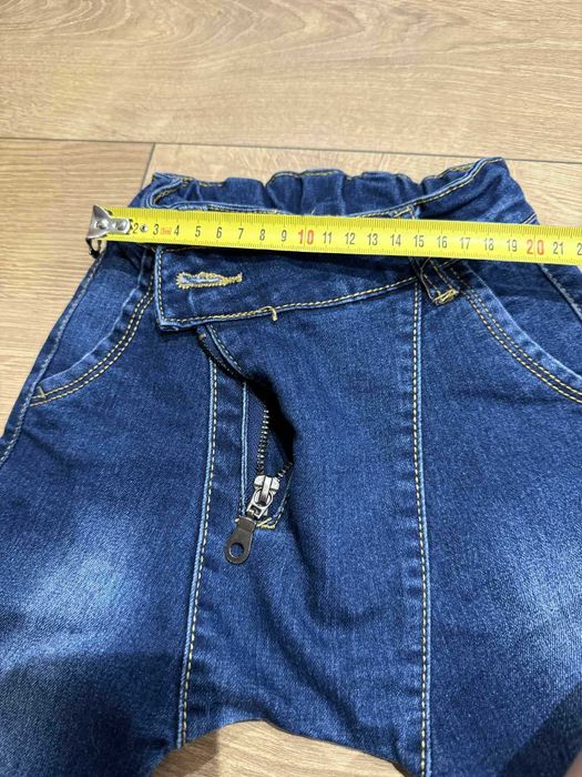 Дънки 12-18 месеца по 10 лв.