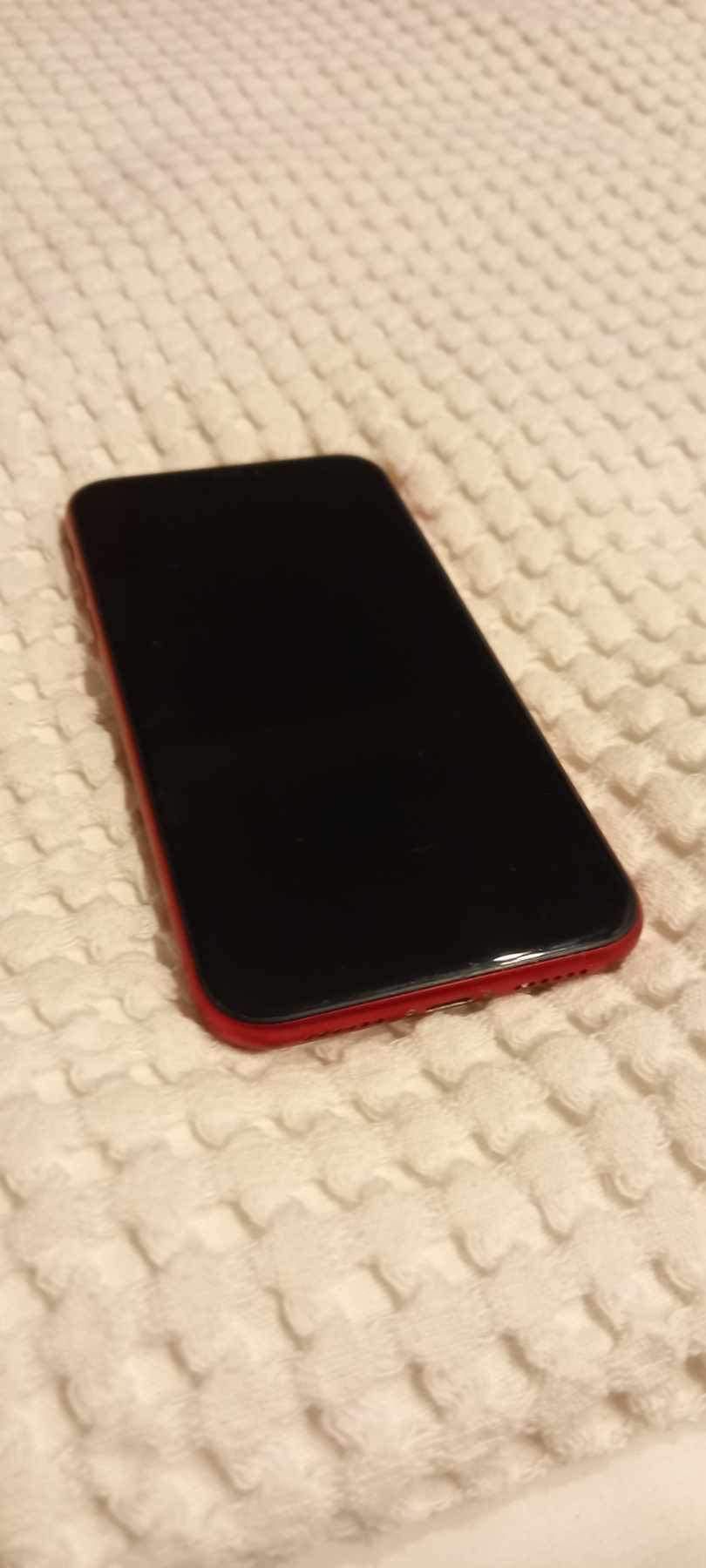 Iphone 11/ 64 GB/ Red