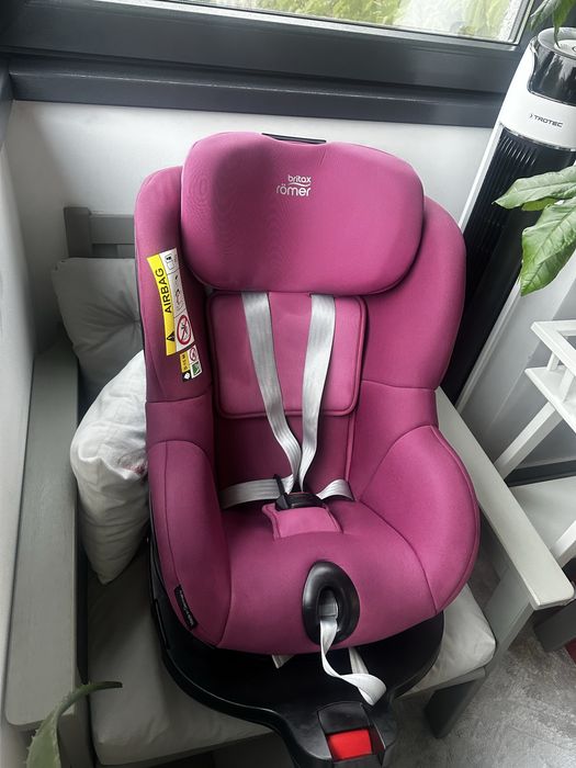 Scaun Auto Britax Romer Dualfix i-Size Burgundy Red
