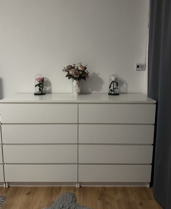 Comodă cu 4 sertare