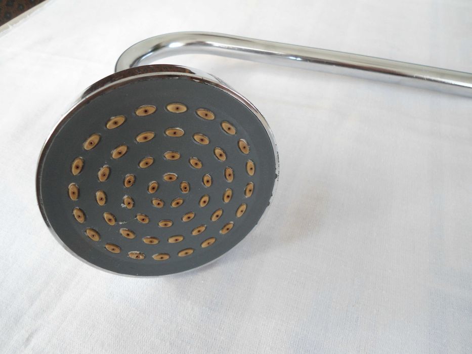 Душ пита с тръба