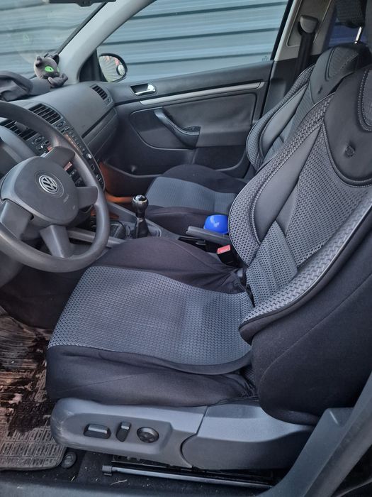 Volkswagen Golf 5 FULL din Fabrică