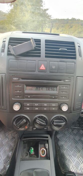 Volkswagen Polo 9N – 1.2 benzină, 2008, 166.000 km

Vând VW Polo 9N, m