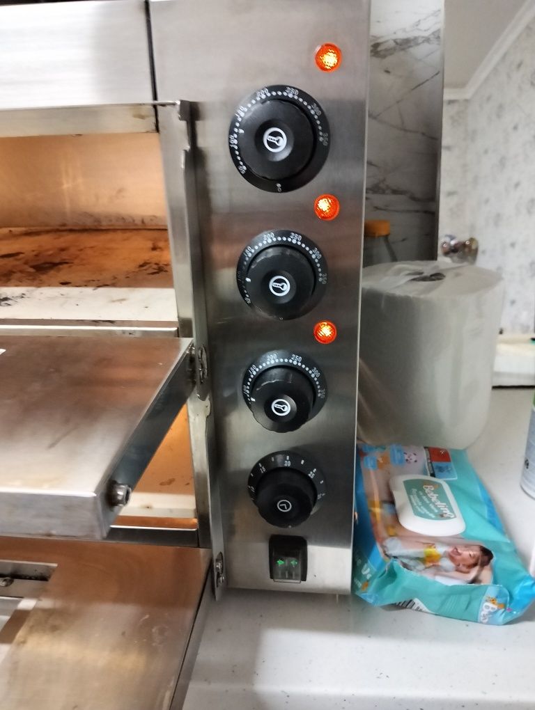 Cuptor pizza 220w