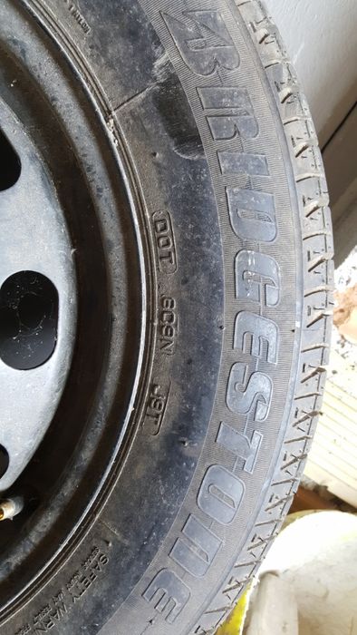 Джанта за vw с нова гума 195 65 15 бриджстоун