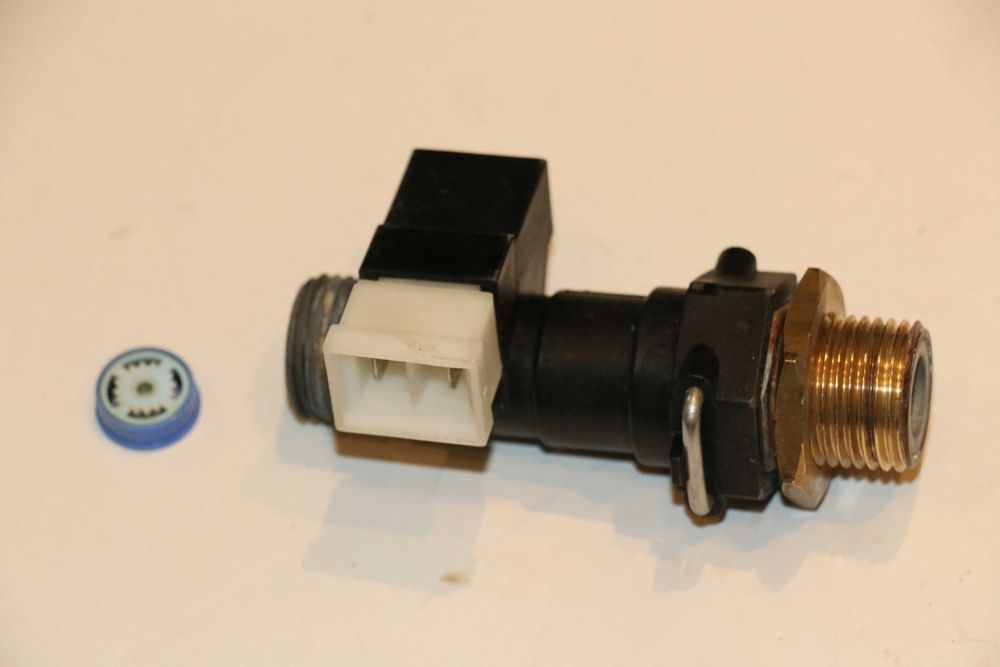 Fluxostat Centrala Ferroli termica Divatech F24 Divacondens F24 F28