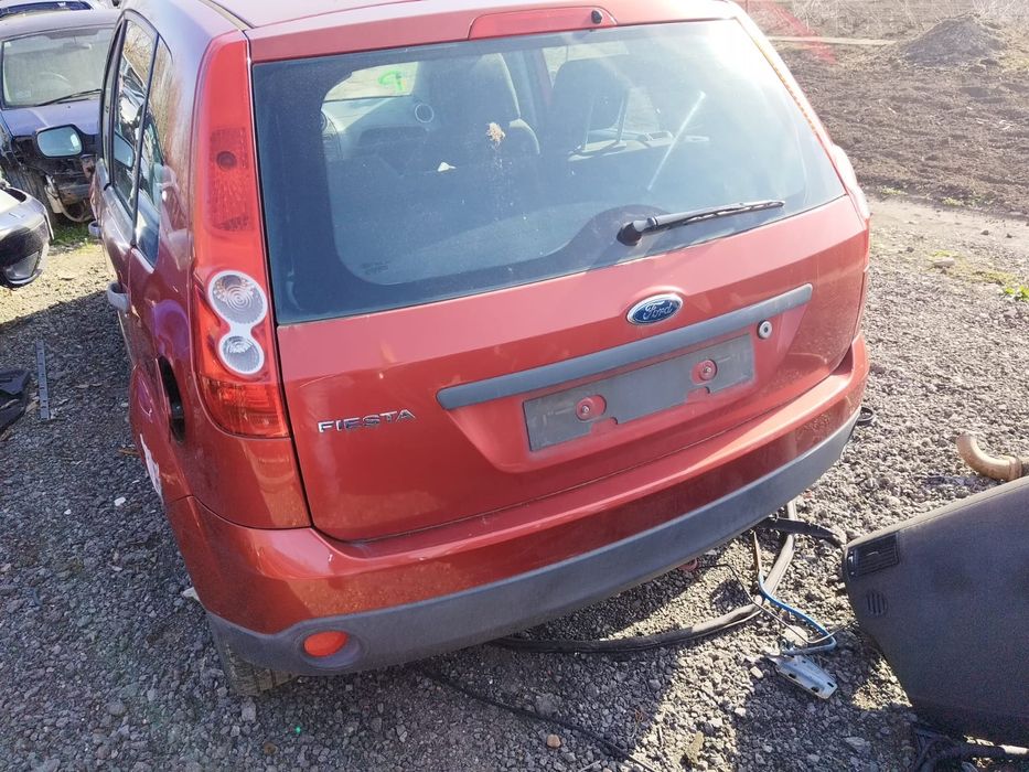 Haion bara spate Ford Fiesta, bara Ford Fiesta, facelift