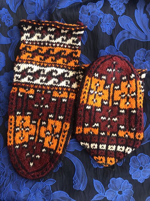 Носки из шерсти вязанные