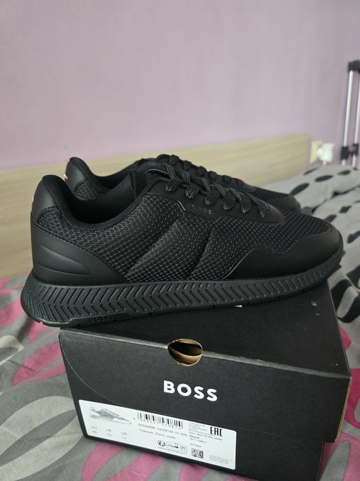 Маратонки BOSS Titanium