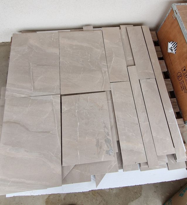 Vand resturi gresie Ronda gri si neagra