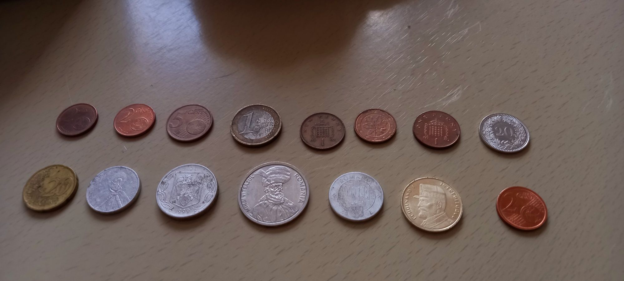 Vând monede vechi românești și straine