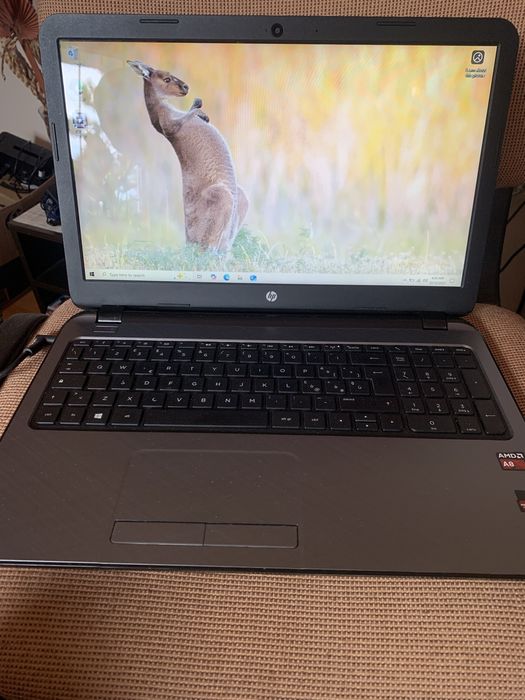 Laptop gaming HP TPN-C113 AMD A8,8Gb,video dedicata ATI Radeon R5