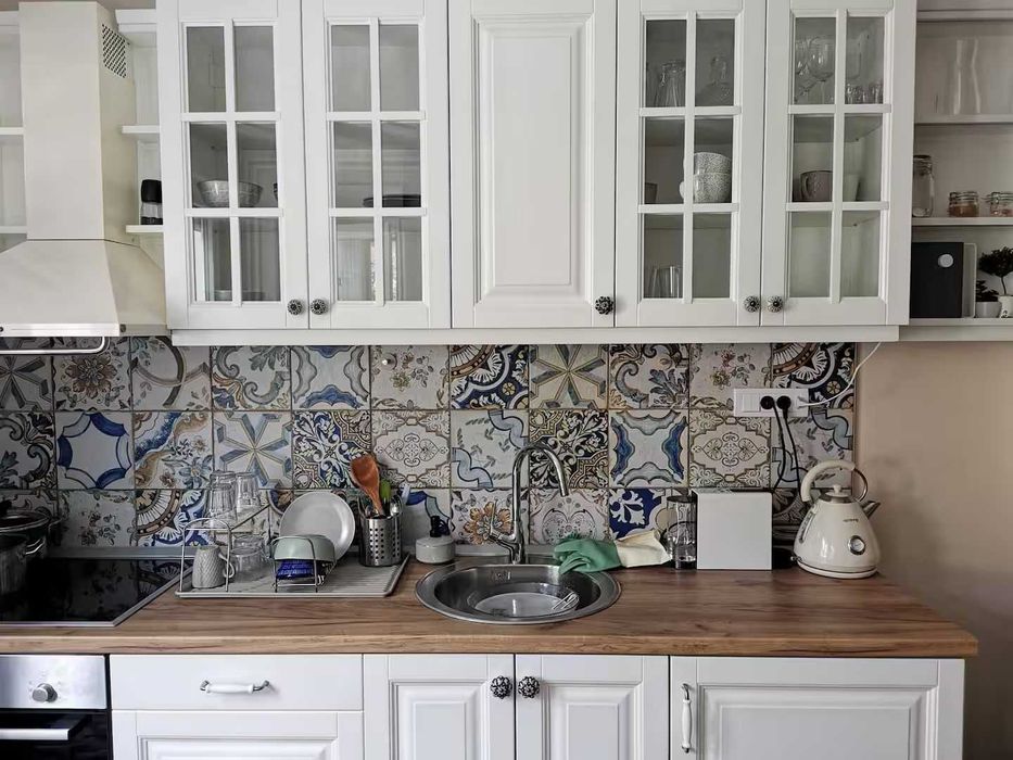 Тристаен обзаведен апартамент в квартал Съдийски