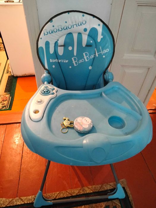 детский  стол.. Багасы 2000