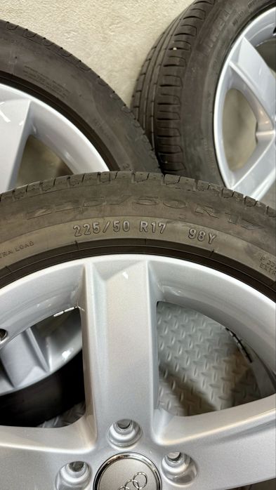 Оригинални 5х112 17” Audi A5 с летни гуми