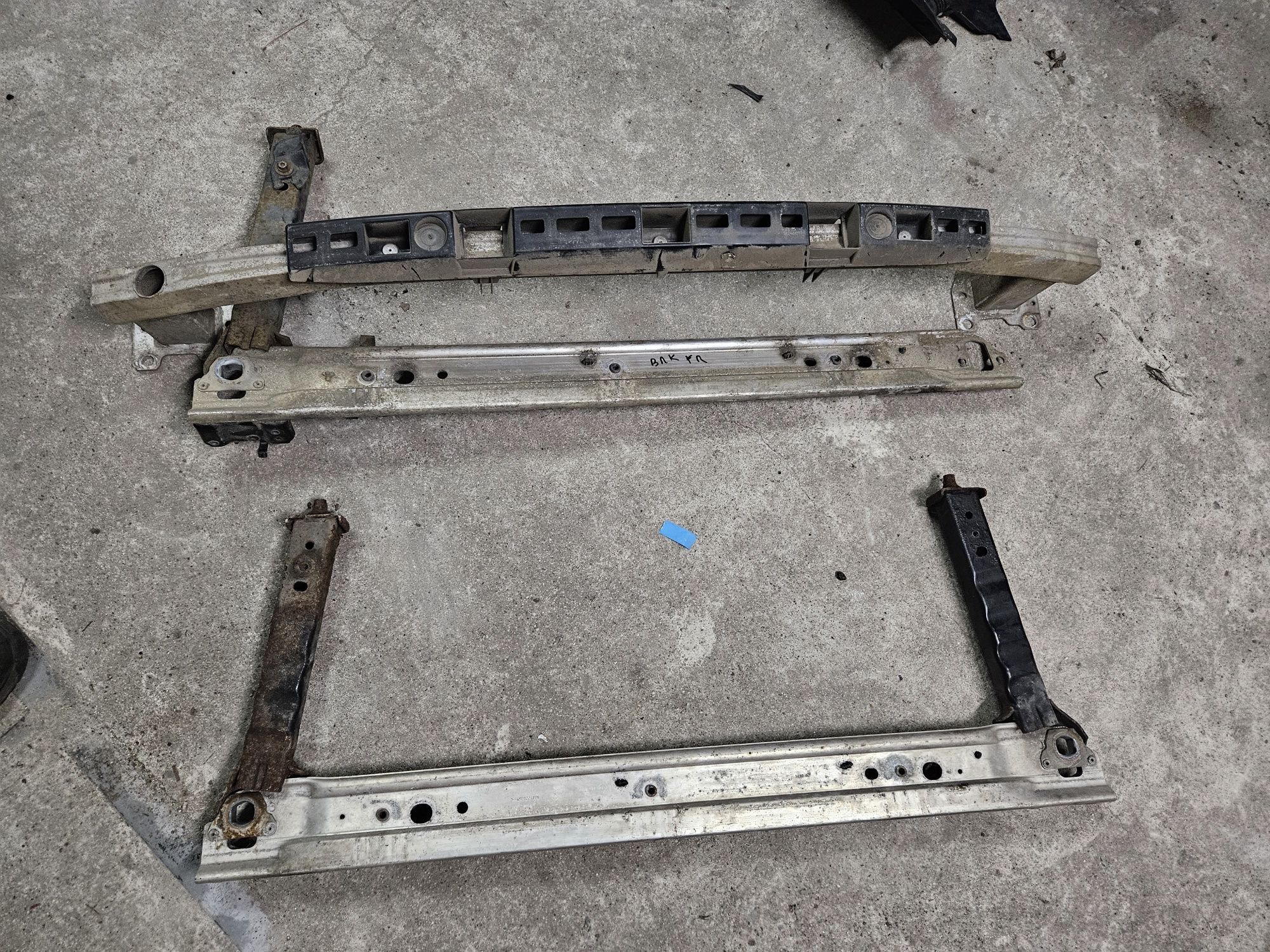 Scut motor bara Suporti faruri Intaritura cadru armatura Megane 3