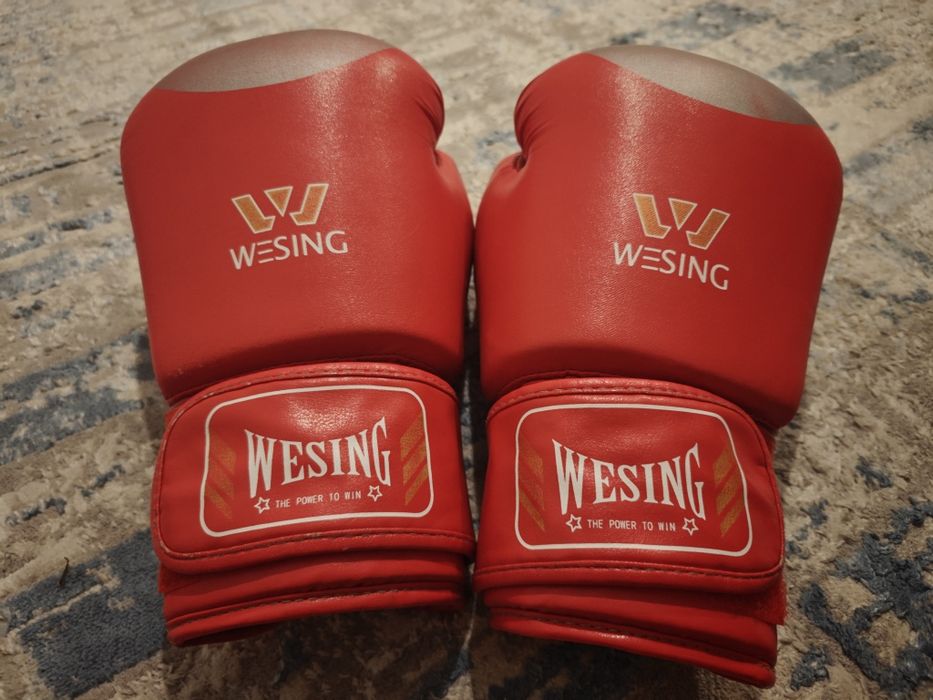 Перчатки Wesing хорошее состояние