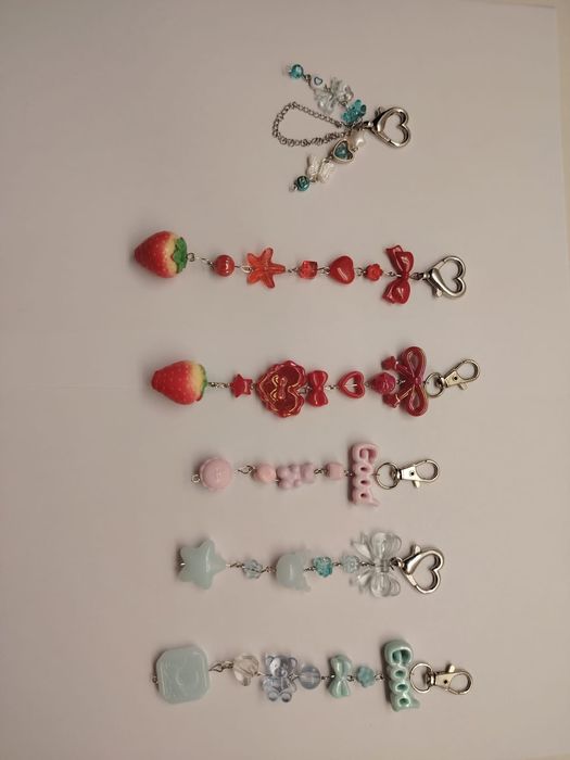 Брелки  на все что  угодно