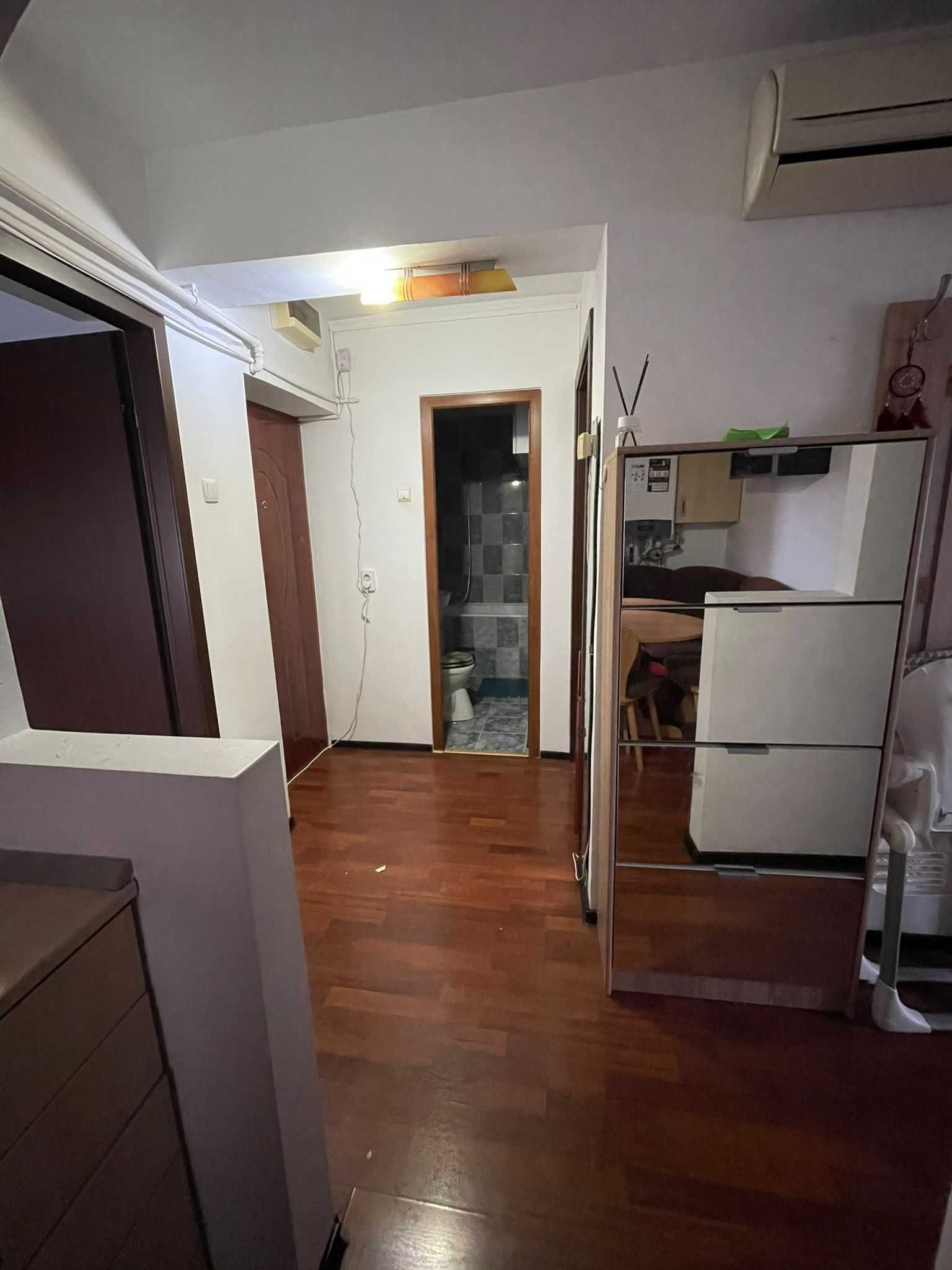 Apartament 3 camere CHITILA ILFOV