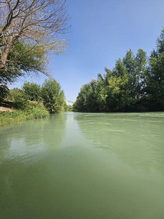 Продаётся домик у вдоль реки ЗАХ.