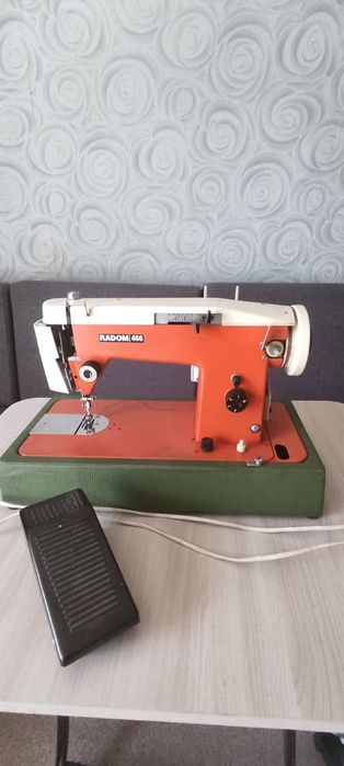 Продам швейную машинку Radom 466 производство Польша