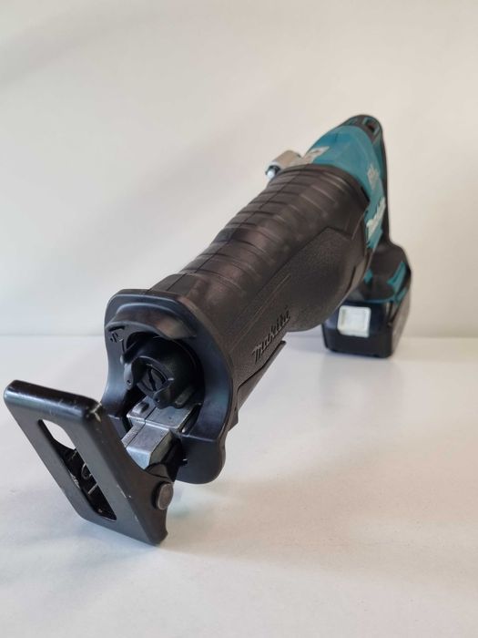 Fierastrau sabie Makita DJR187 Li-Ion 18 V