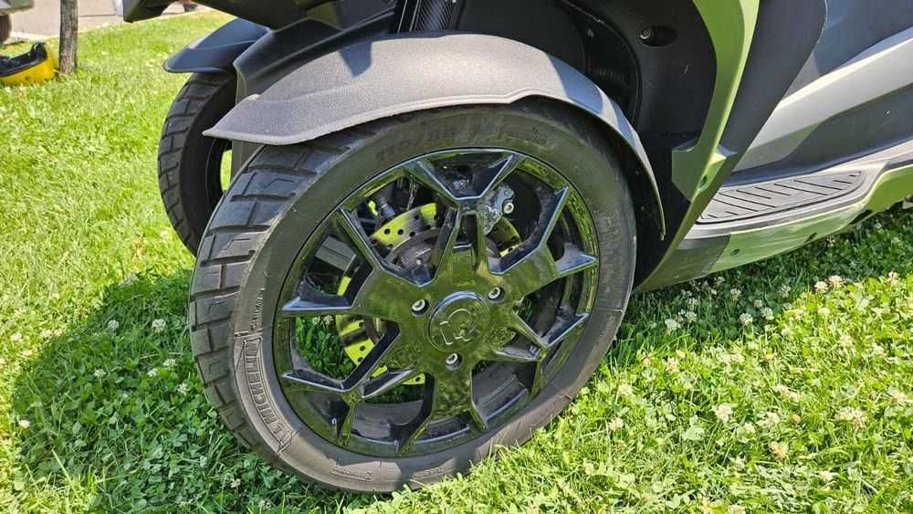 Triciclu Piaggio Quadro QV3 (3 roti), carnet categoria B