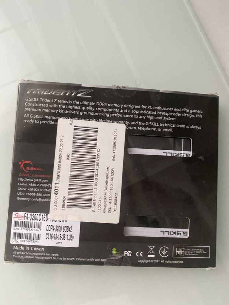 G.Skill Trident Z 16GB DDR4 3200MHz CL16