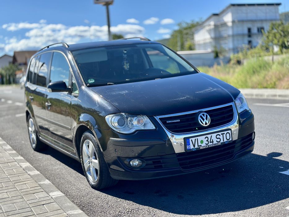 Volkswagen Touran 2009 - Piele/incalzire/navigatie