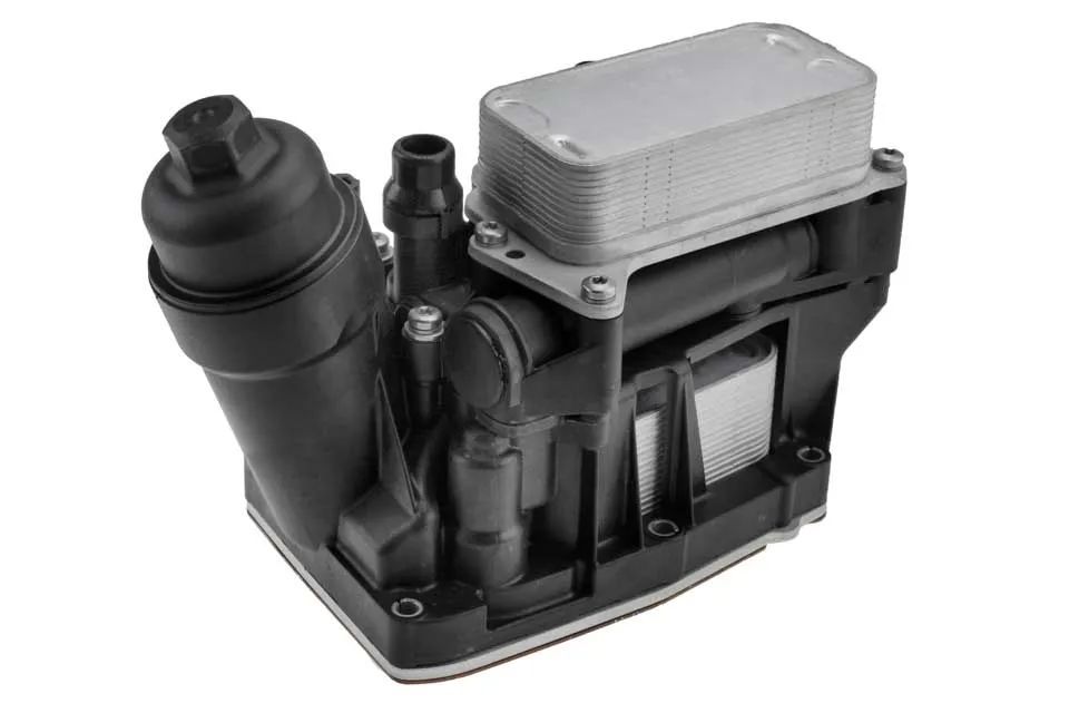 Baterie / carcasa suport filtru ulei radiator racire termoflot BMW motor diesel N47N, N47S, seria 1 F20 F21, seria 3 E90 E91 E92 E93 F30 F31 F34 F80, seria 5 F07 F10 F11, seria 2 F22 F87, seria 4 F32 F33 F82 F83, seria 6 F06 F12 F13, seria 7 F01 F02, X1 E