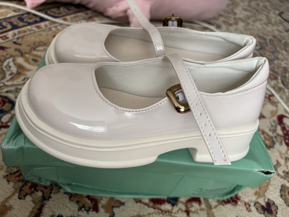 Обувь для девочки