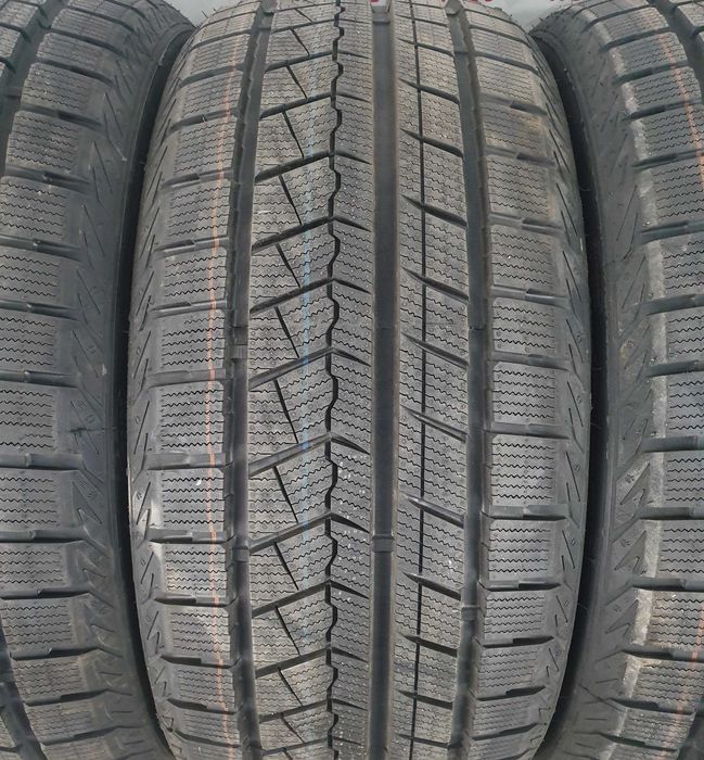 Anvelope noi iarna m+s 225 40 18 Grenlander